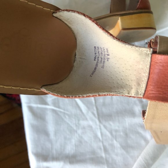 Latigo Leather Embroidered Sandals Rust 9.5 - Picture 3 of 6